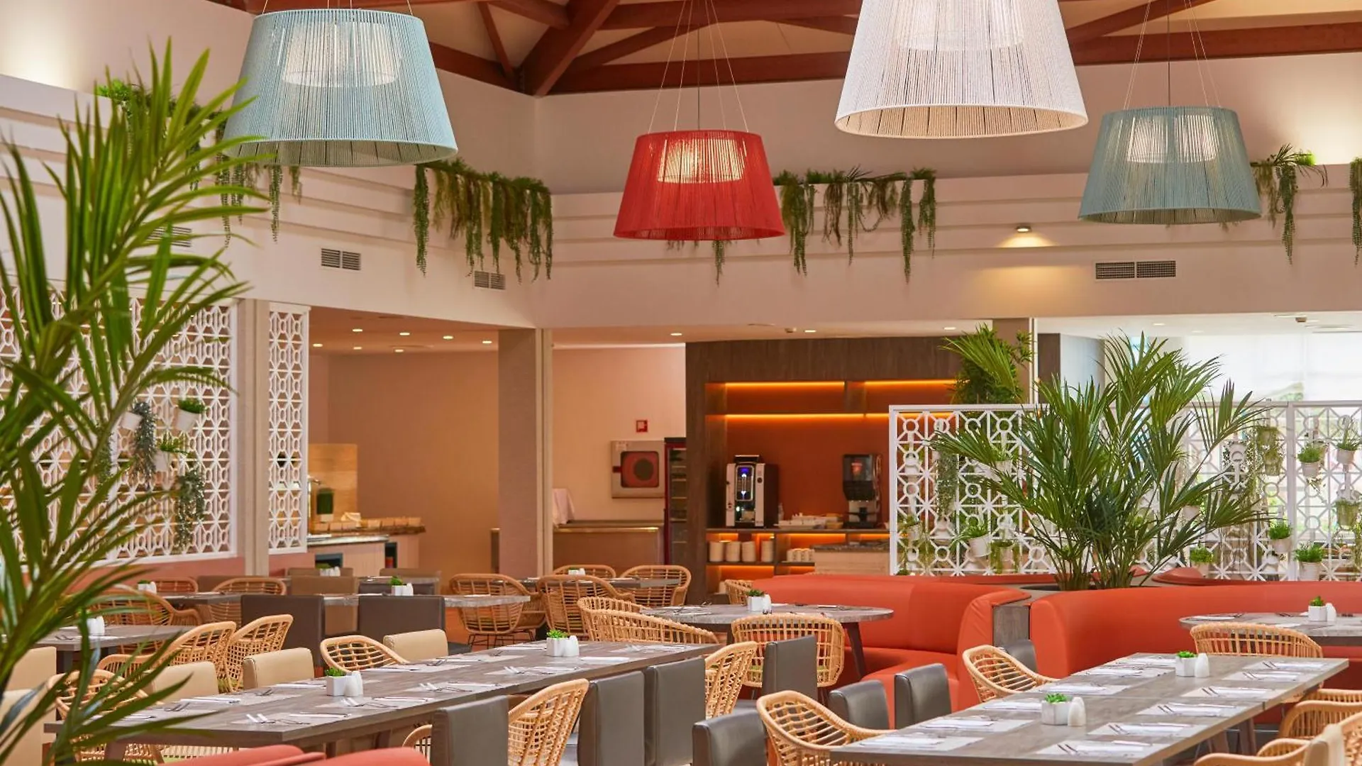 Aparthotel Zafiro Can Picafort